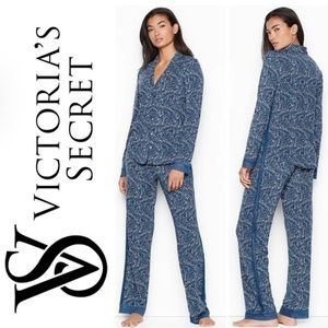 Victoria’s Secret Blue Meadow Super Soft Floral Print Pajamas Size Small NWOT